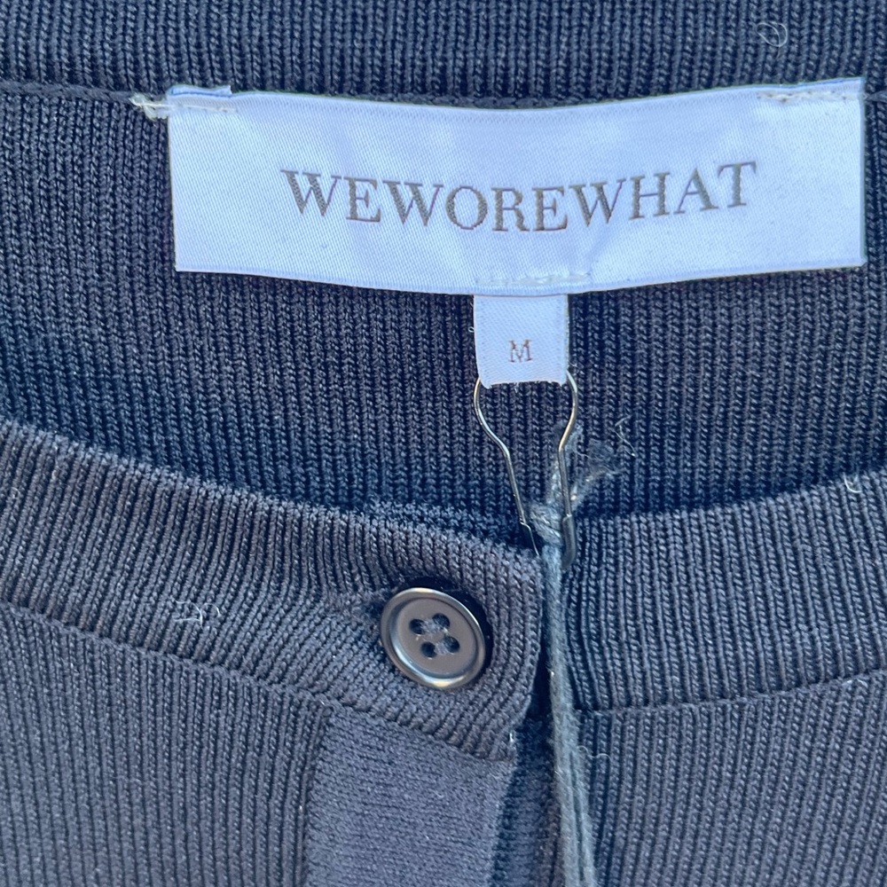 WeWoreWhat black Cropped Cardigan sweater long sleeves M NWT - Picture 4 of 4